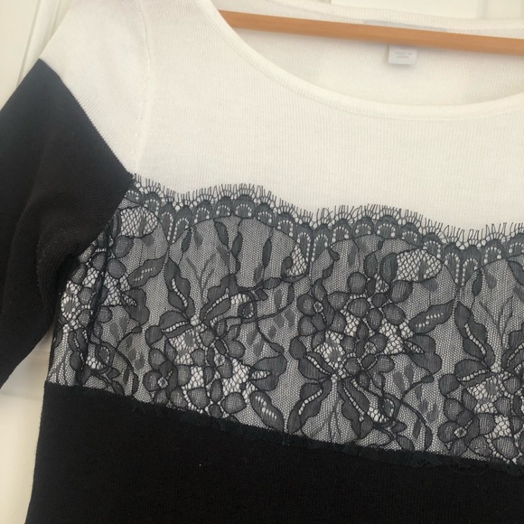 Black and White Sweater - Picture 2 of 4